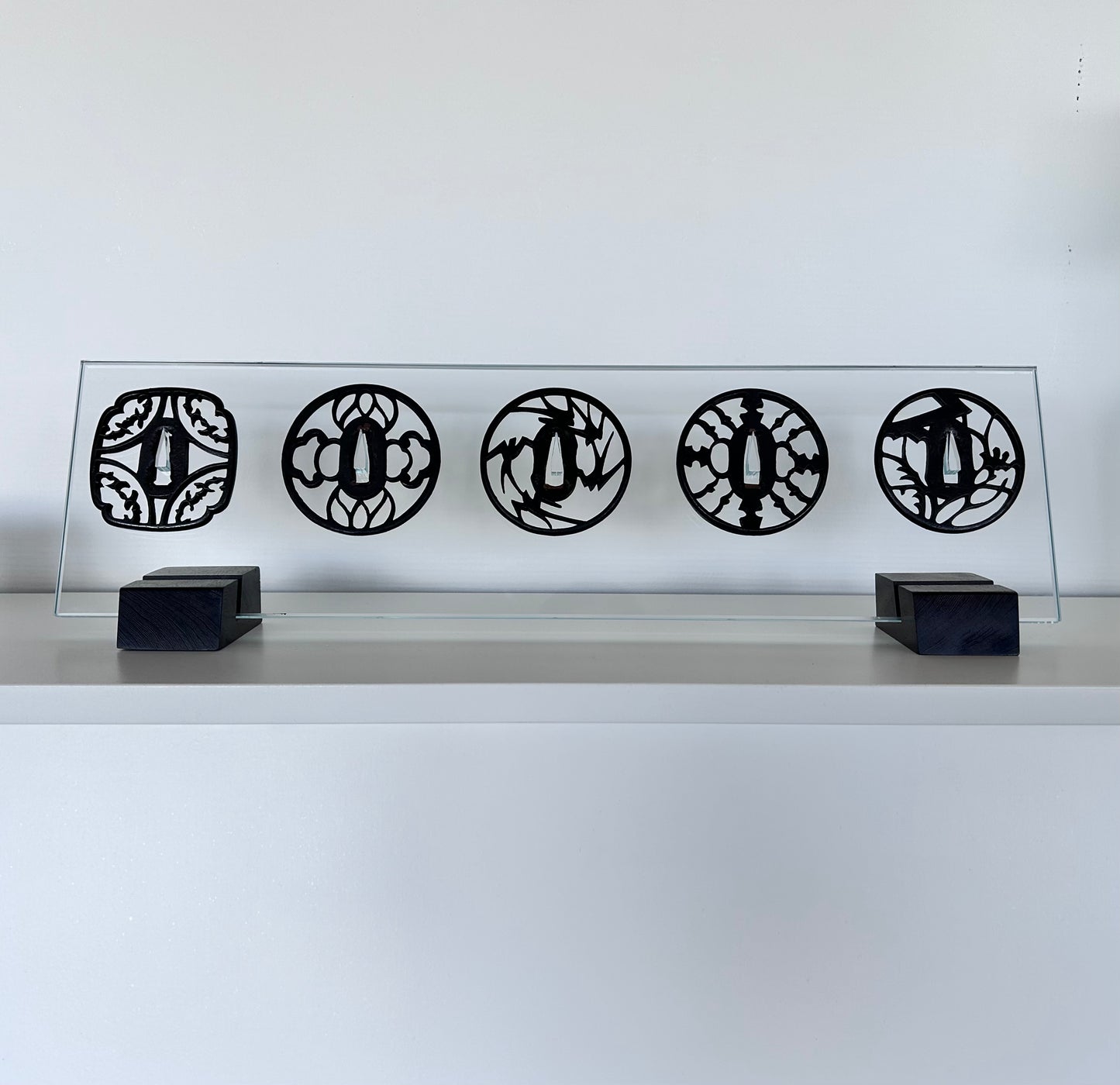 GLASS Five Tsuba Stand - Collectors edition