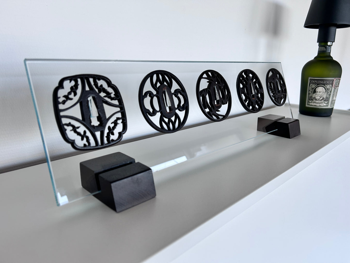 GLASS Five Tsuba Stand - Collectors edition