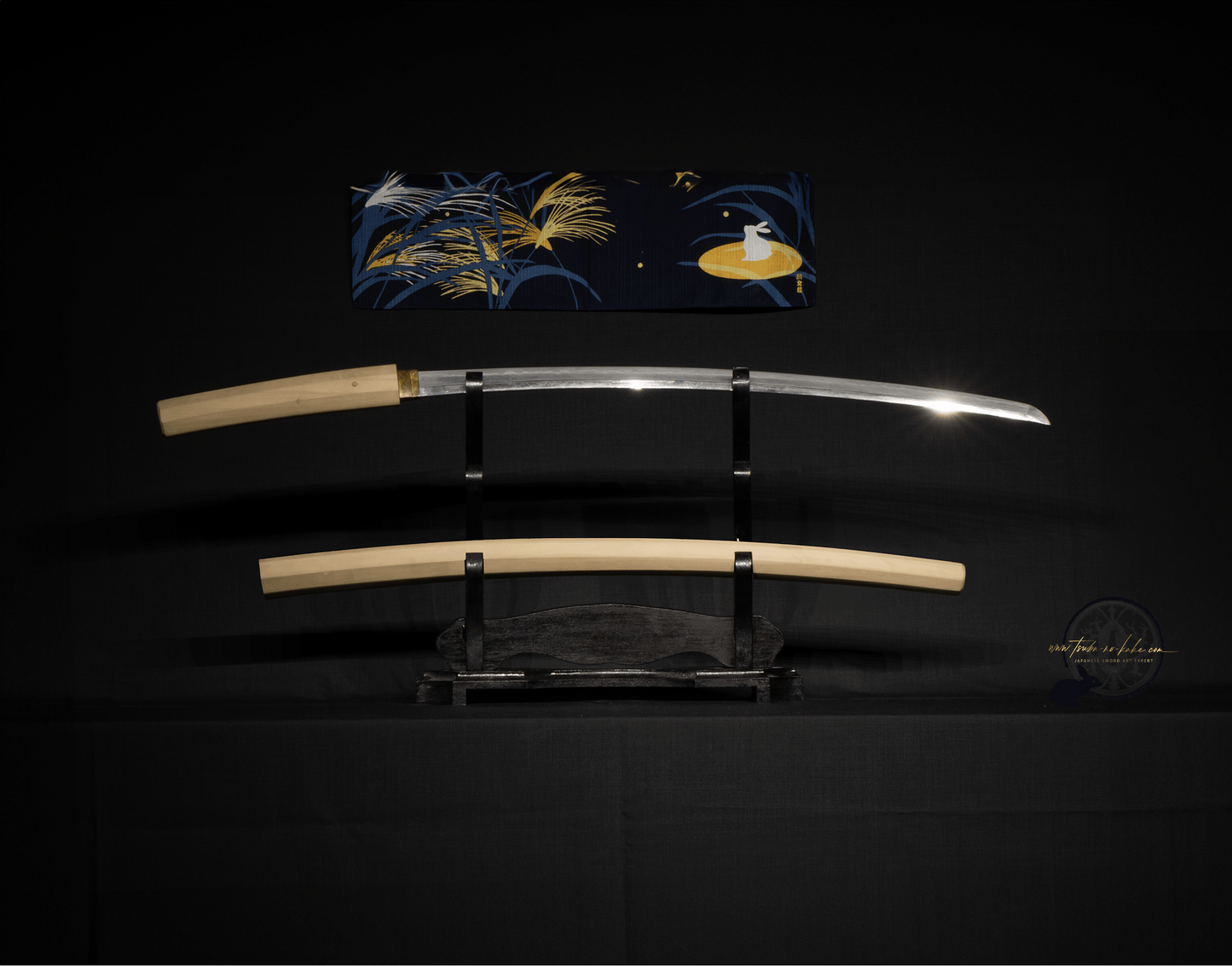 Katana Kaga - probably Fujishima Kiyomitsu (初二清光) - mumei(無銘) - Muromachi period