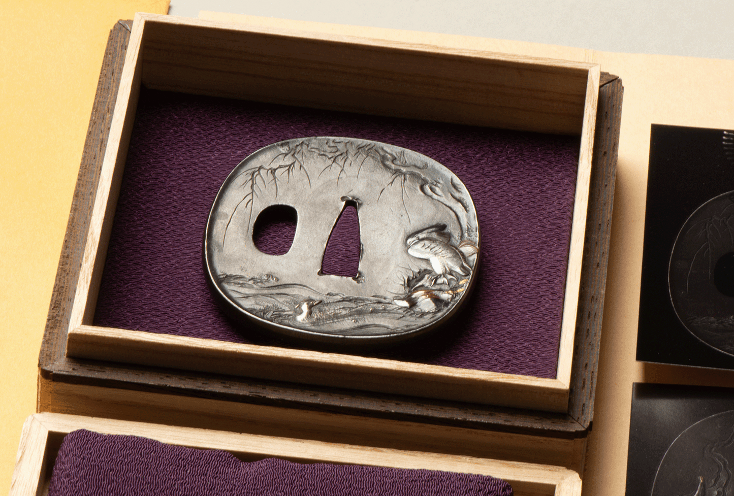 - Tsuba - Edo Mito 無銘(水戸) Willow and waterfowl - NBTHK Tokubetsu Hozon