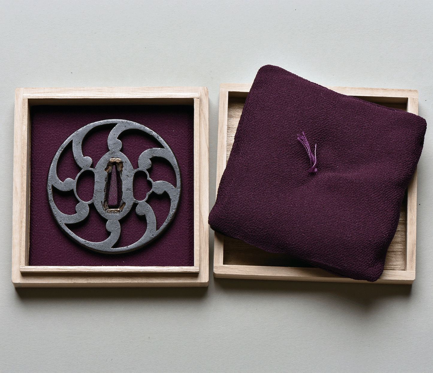 Tsuba -  Shōami School Hachi Tomoe Japan, Original